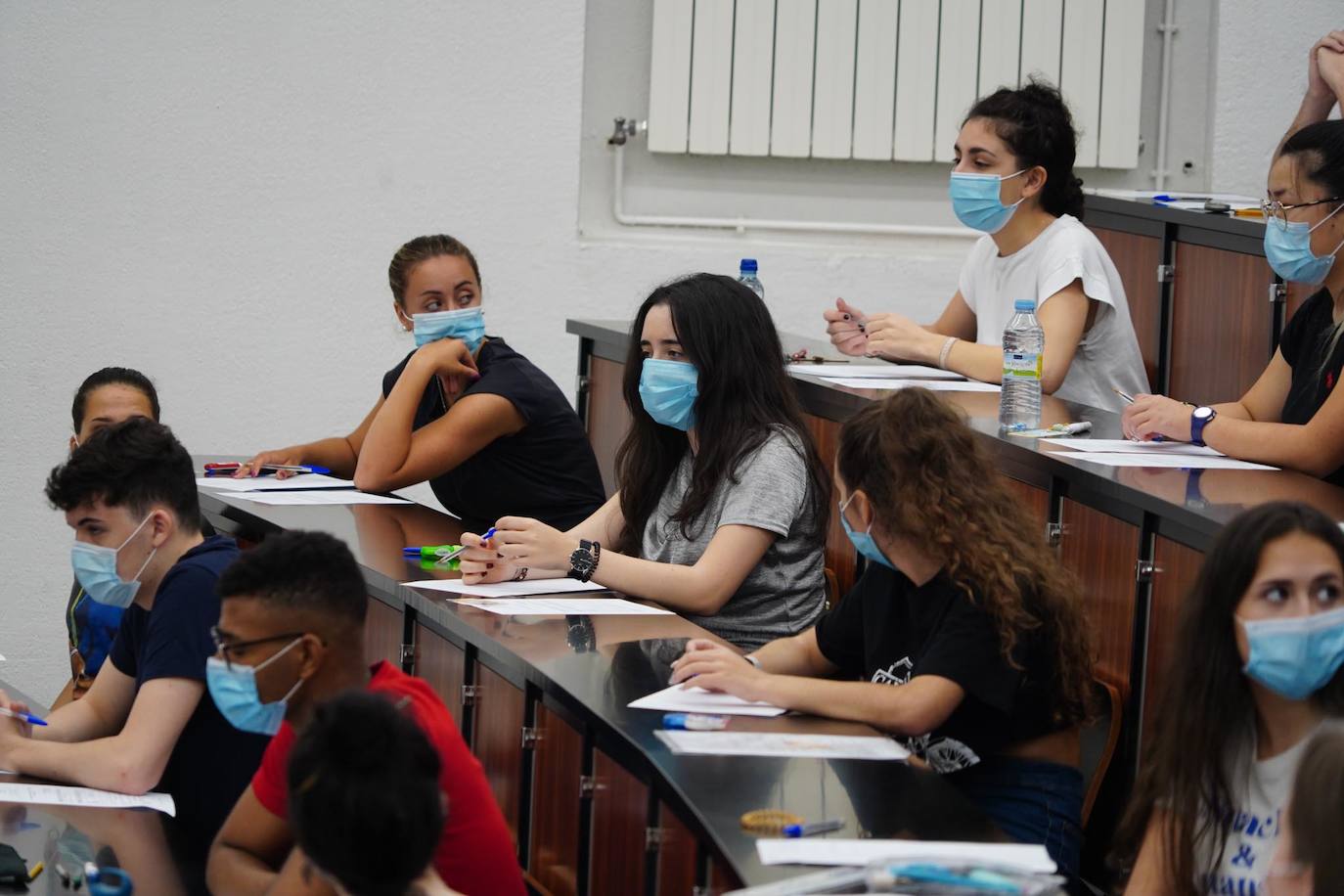 Los futuros universitarios se enfrentan estos días a la prueba de acceso en el distrito de Salamanca. 