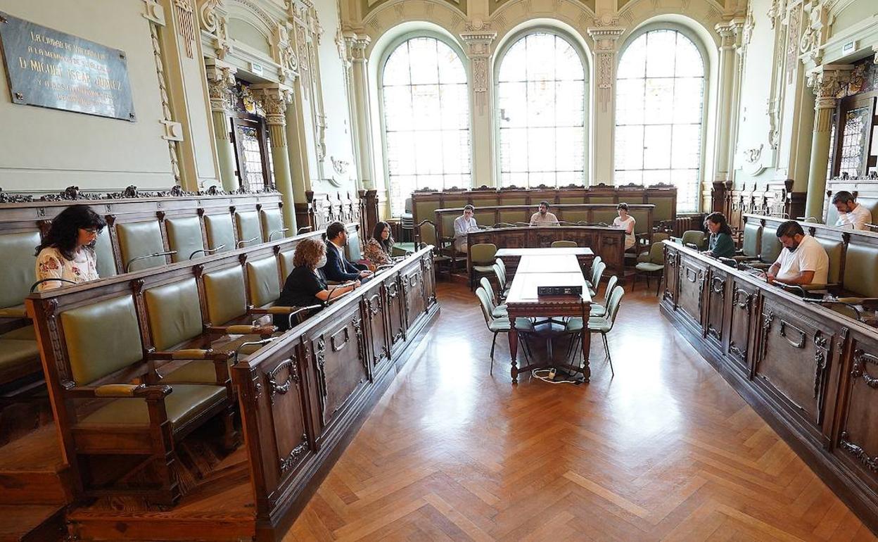 Reunión del grupo de trabajo contral covid-19 en Valladolid. 