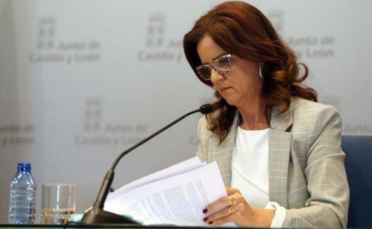 La consejera de Empleo, Carlota Amigo, comparece en rueda de prensa posterior al Consejo de Gobierno.