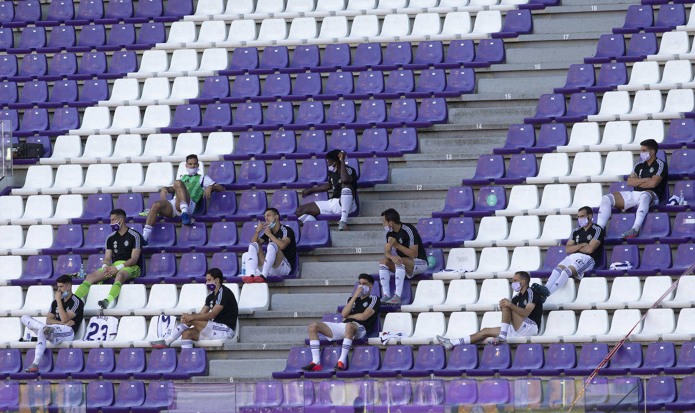 Un gol de Joaquín en los minutos finales deja al Real Valladolid, virtualmente, en Primera