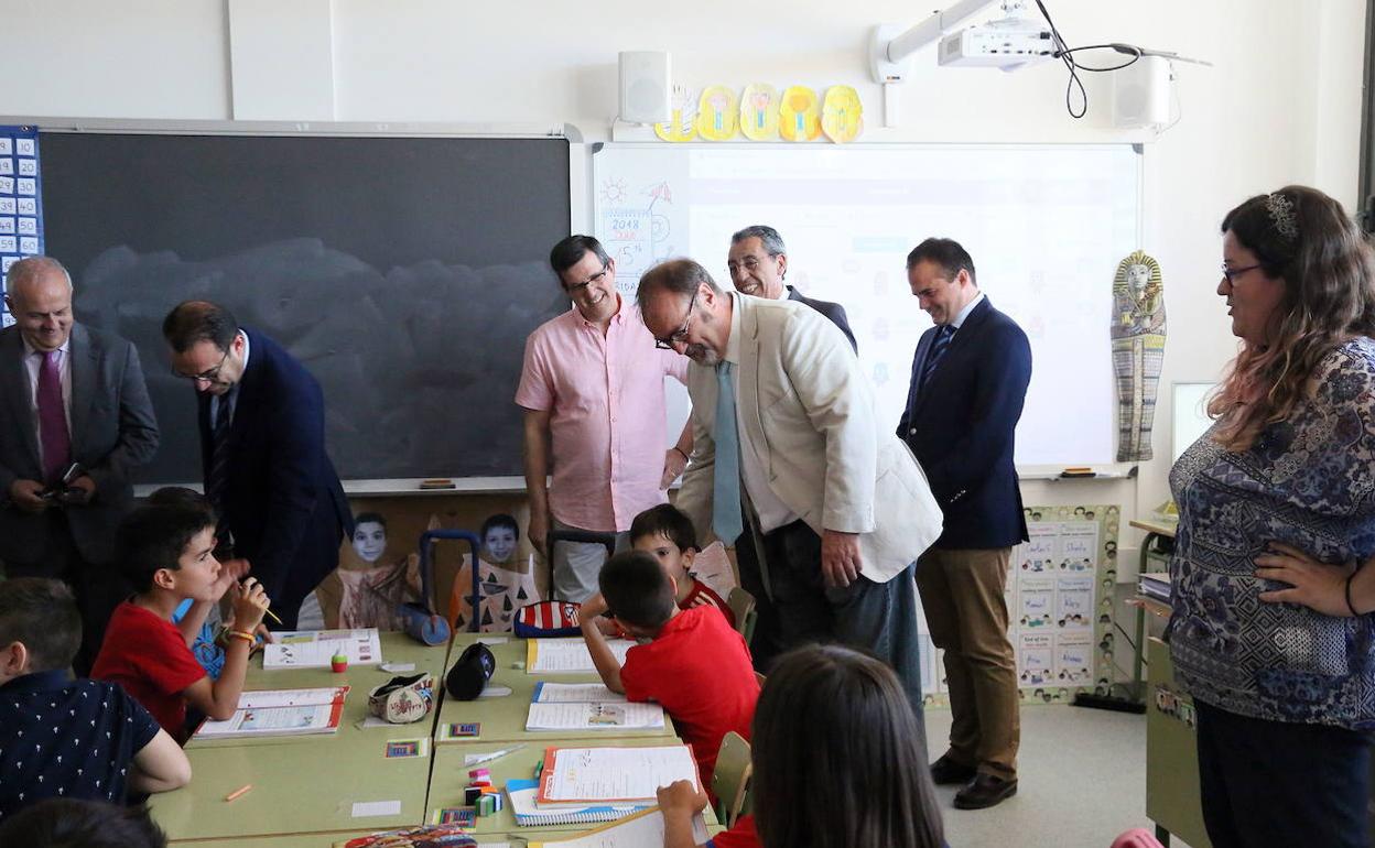 La Junta invierte unos 775.000 en contratos de obras o servicios en cuatro centros educativos de Salamanca