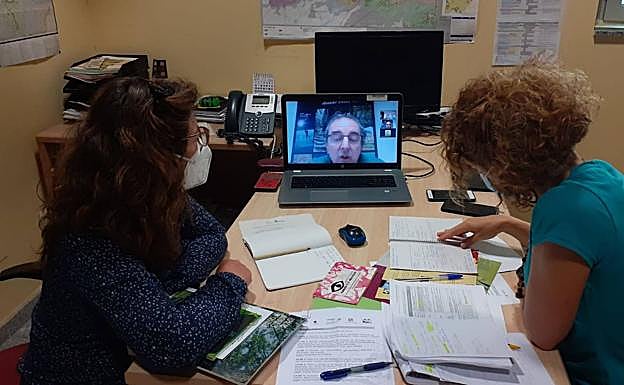 Reunión por vídeo-conferencia con el técnico de Turismo de la Diputación
