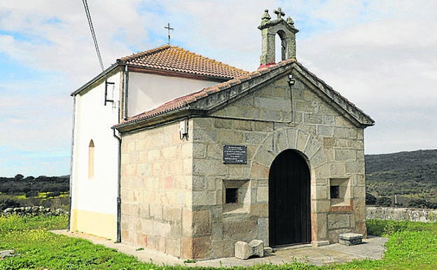 Ermita de San Blas, que conserva trazas del siglo XVIII, aunque se considera que su origen es anterior. 