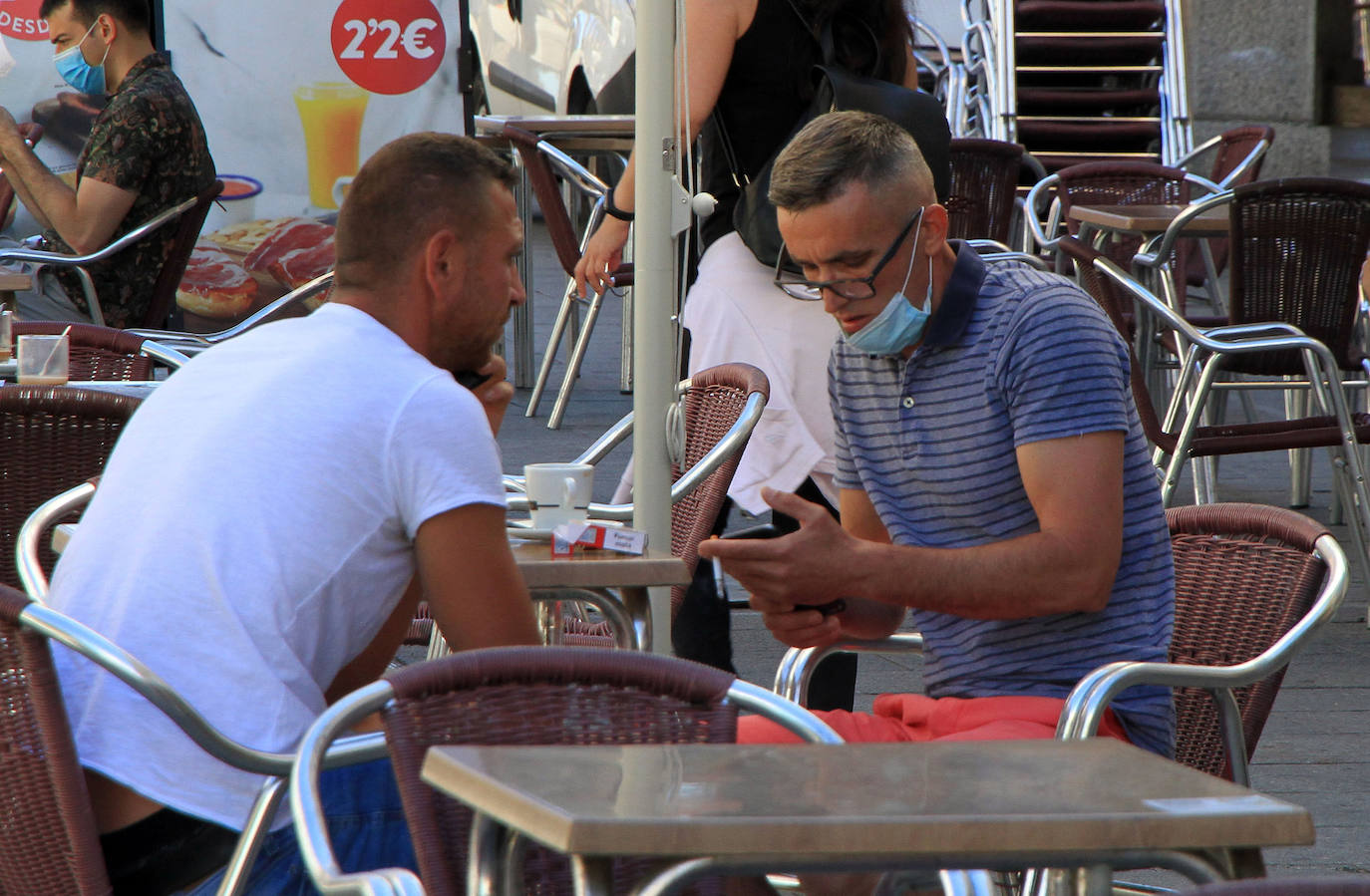 La Policía Local recuerda el uso obligatorio de la mascarilla.