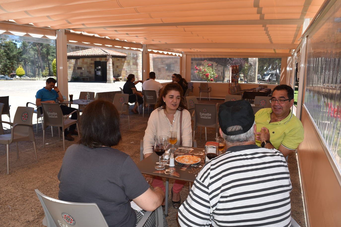 Fotos: Sol y playa en Aguilar