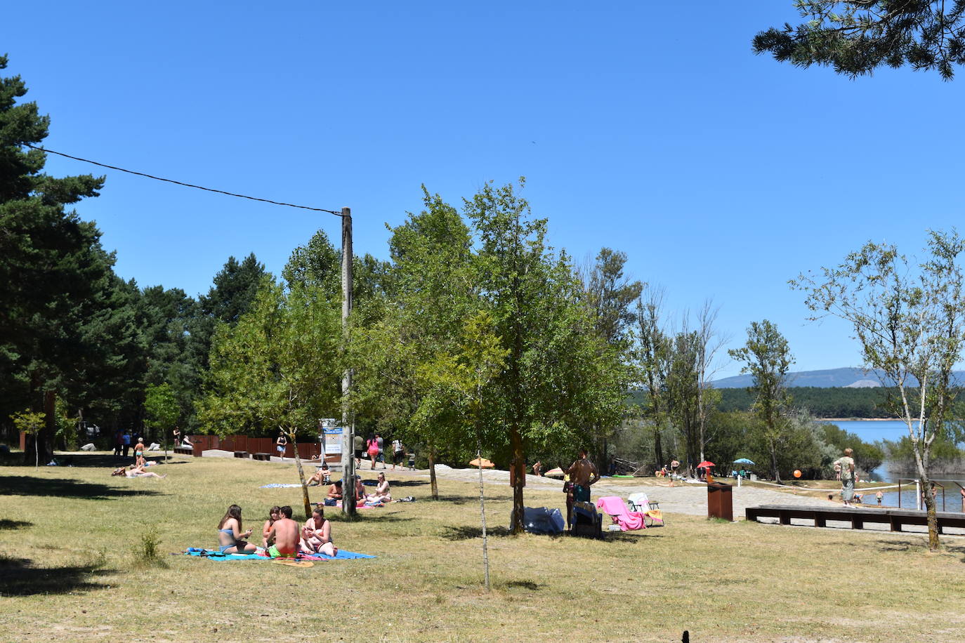 Fotos: Sol y playa en Aguilar