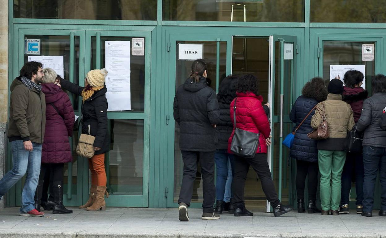 Coronavirus en Castilla y León: La Junta formará a los tribunales de oposición para atajar errores y evitar litigios