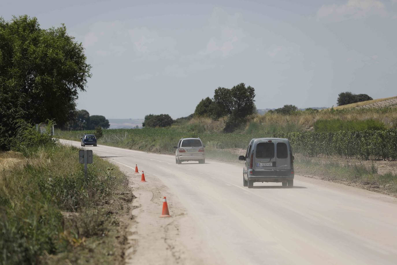 Fotos: Restos de barro en la carretera Pesquera de Duero-Renedo de Esgueva