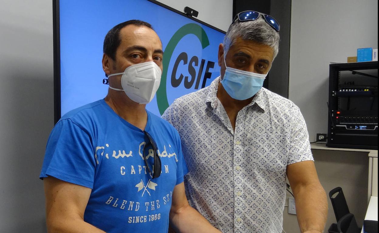 Juan Carlos Prieto y Nicolás Pérez, representantes de CSIF.