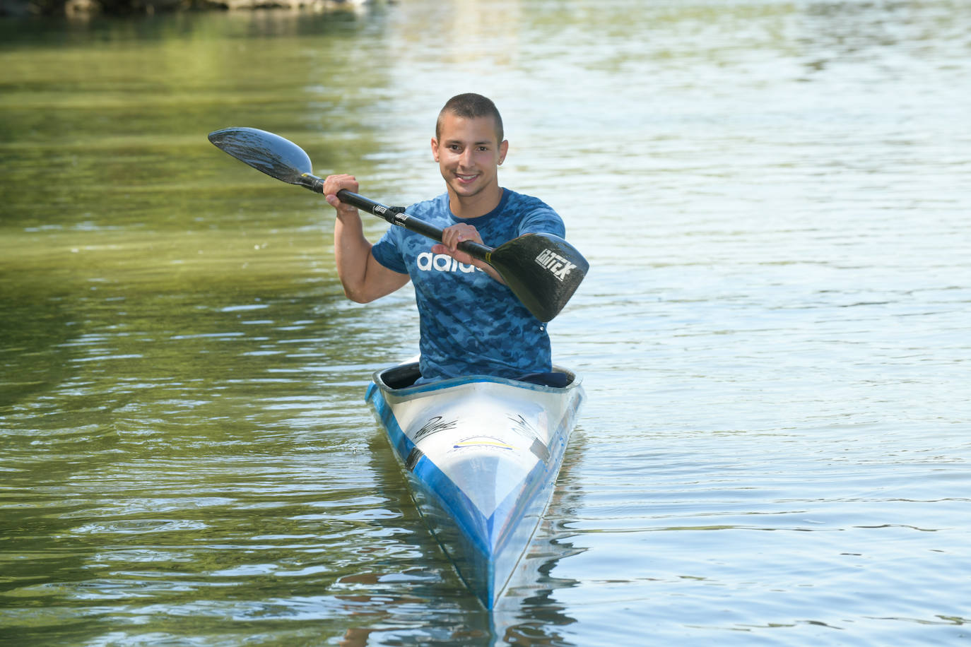 El joven, de 27 años, rescató del río a un hombre de 62 años que se cayó en la Ribera de Curtidores de Valladolid