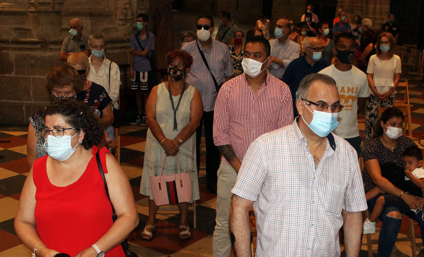 Funeral por las víctimas del Covid-19 en Segovia. ANTONIO DE TORRE