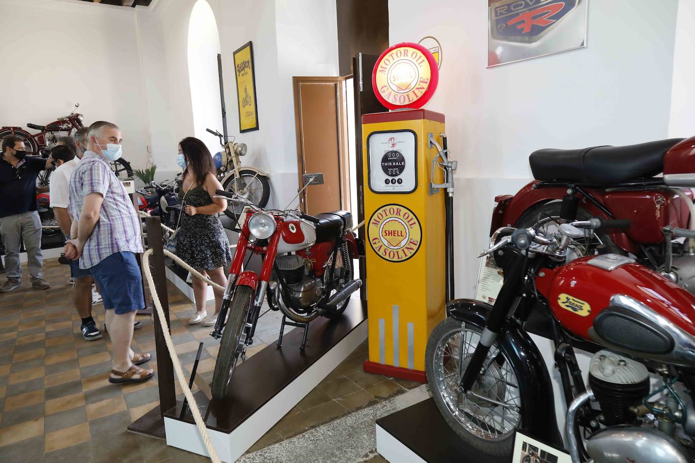 El Ayuntamiento alberga la colección de Enrique Guzmán, formada por 34 piezas clásicas en perfecto estado que arrancan en el año 1910