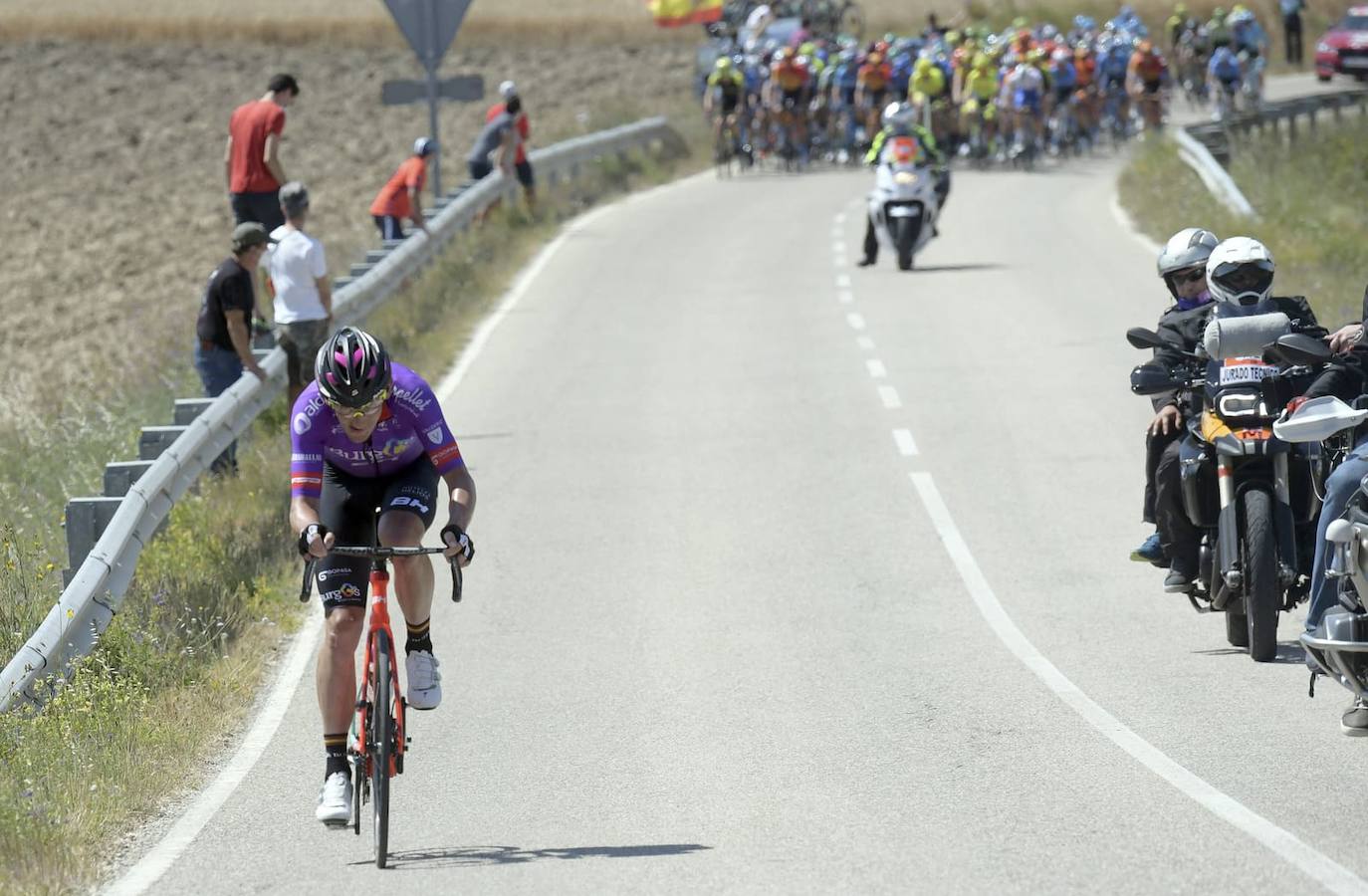 La primera etapa, con un recorrido de 157 kilómetros, ha finalizado en el Castillo de Burgos