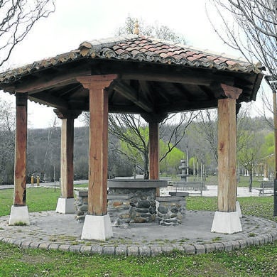 Templete en el parque de La Cañadilla.
