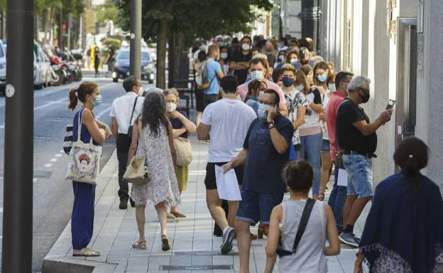 Castilla y León cerró julio con casi la mitad de trabajadores en ERTE que el mes anterior