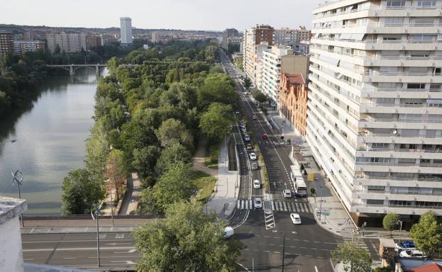 El Ayuntamiento baraja añadir un carril más para el tráfico en el tramo final de Isabel la Católica