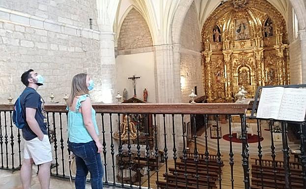 La iglesia de San Pedro, en Mucientes, es uno de los principales atractivos turísticos de la localidad.