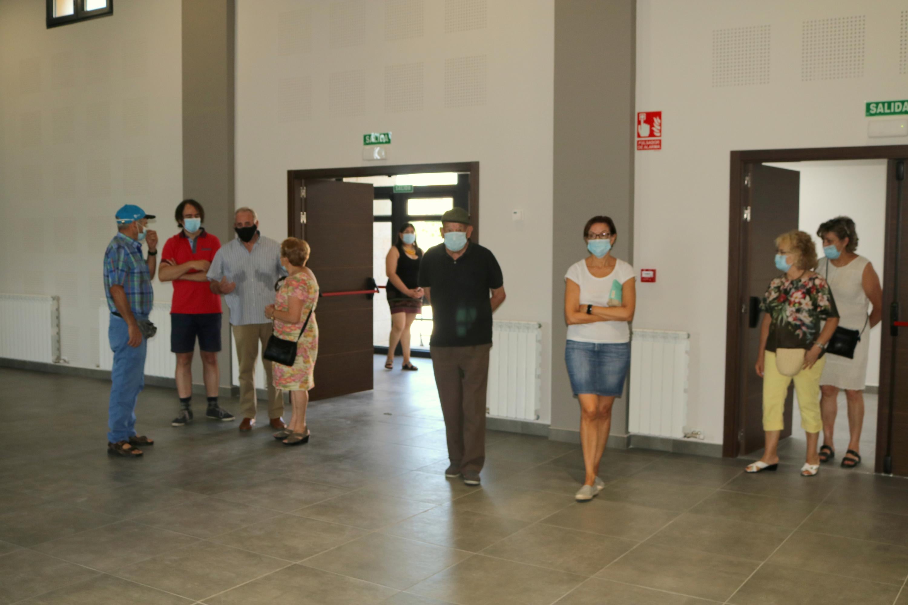 Numerosos vecinos se acercaron a conocer las nuevas instalaciones de la localidad cerrateña