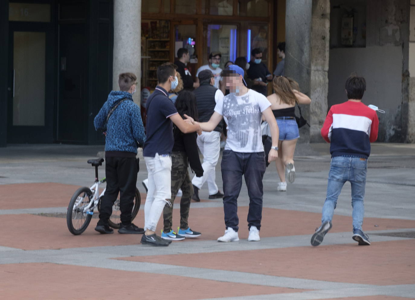 Castilla y León alcanza ya datos de marzo, al llegar a los 599 contagios en un día