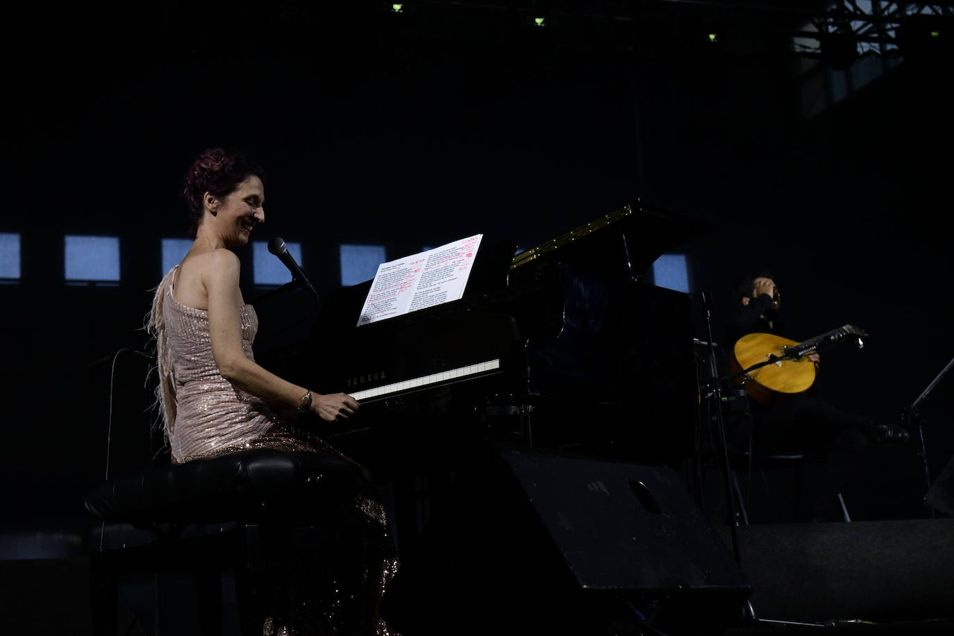Fotos: Las melodías de Dulce Pontes llenan de magia la Feria de Valladolid