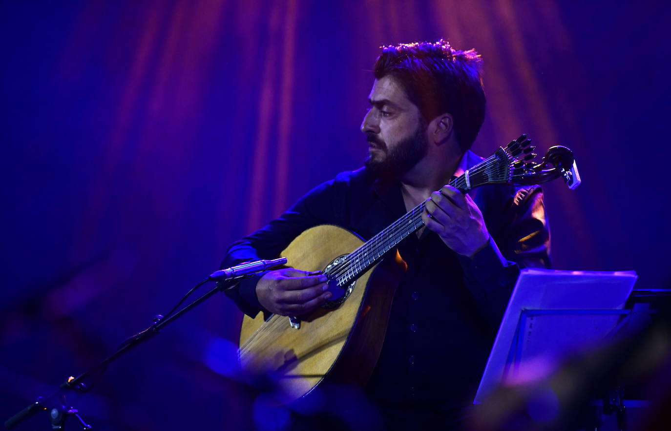 Fotos: Las melodías de Dulce Pontes llenan de magia la Feria de Valladolid