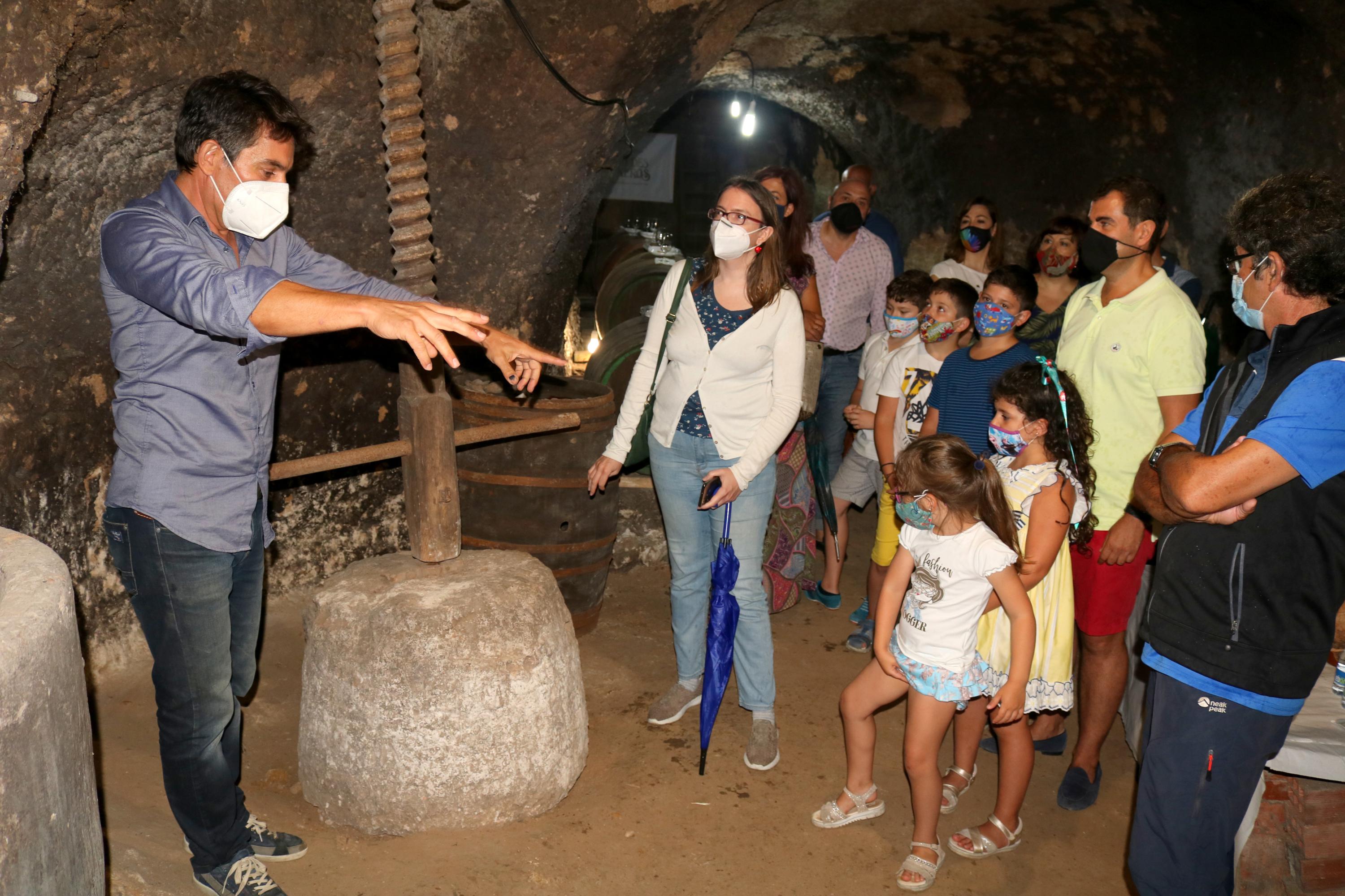 Las Bodegas de Torquemada se convierten en un atractivo turístico para los visitantes