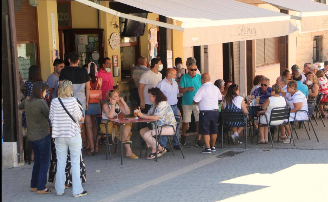 Baltanás, este 15 de agosto a la hora del vermú.