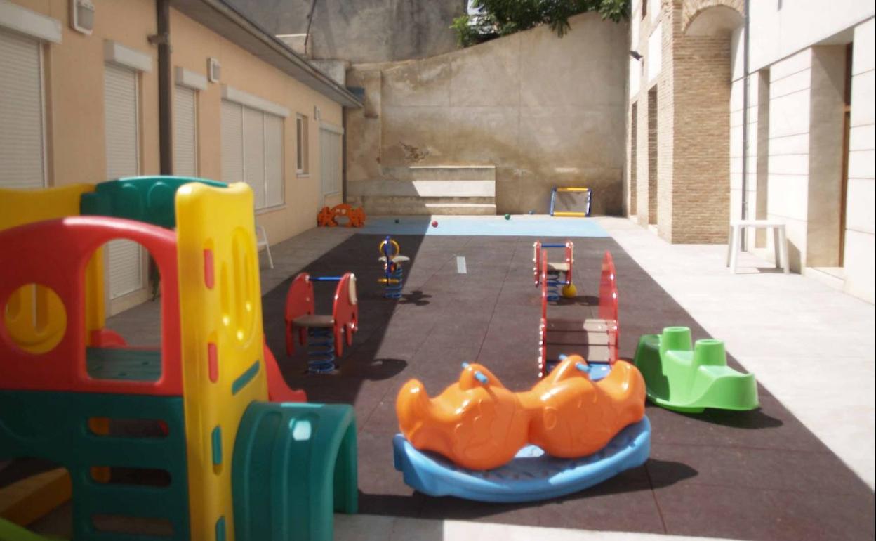Patio de la guardería Castillo de Colores.