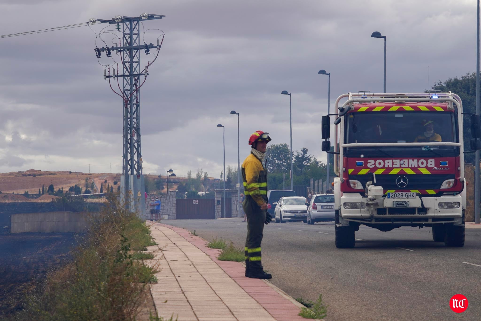 Labores de extinción del incendio. 