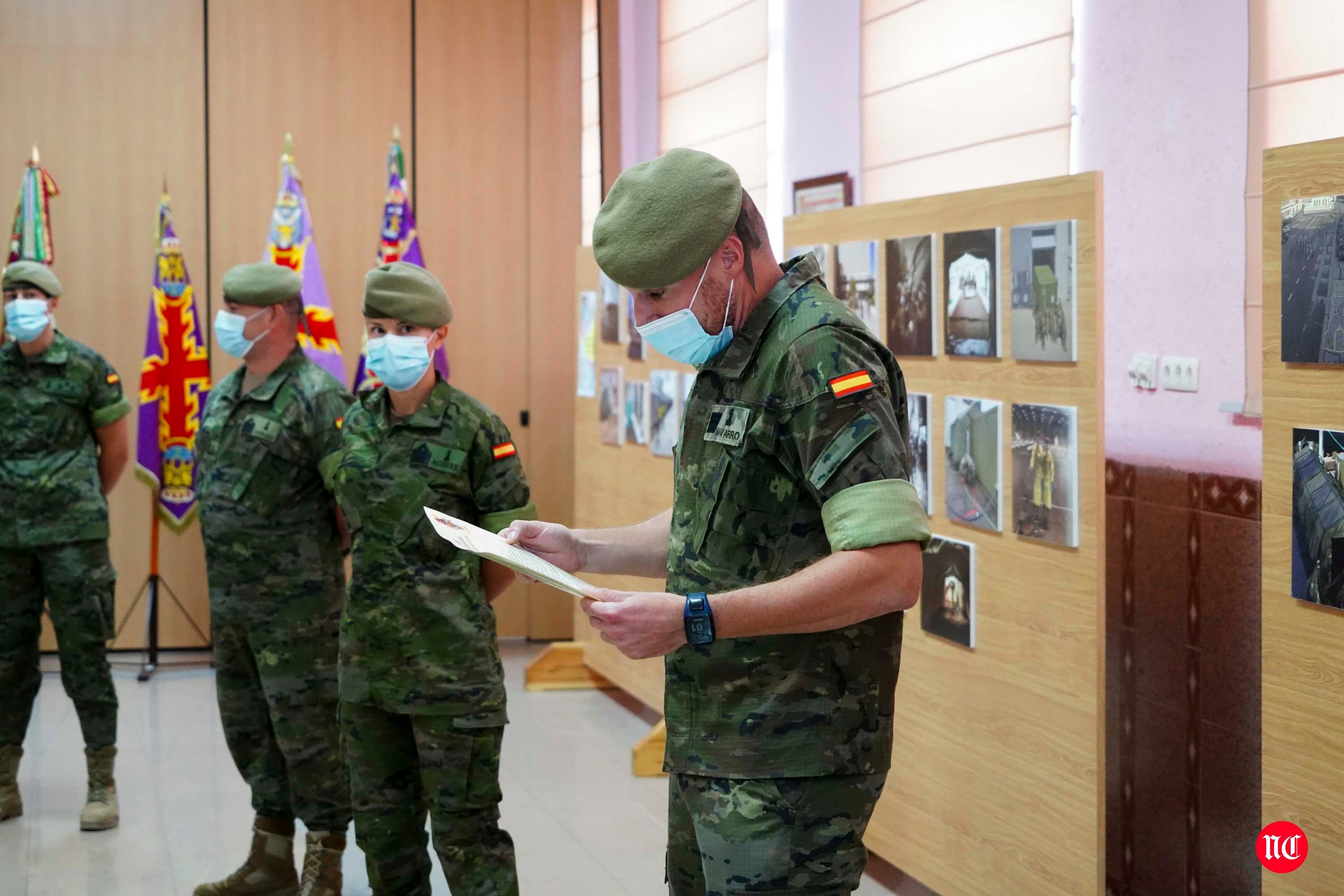 Visita de la ministra al cuartel de Arroquia en Salamanca. 
