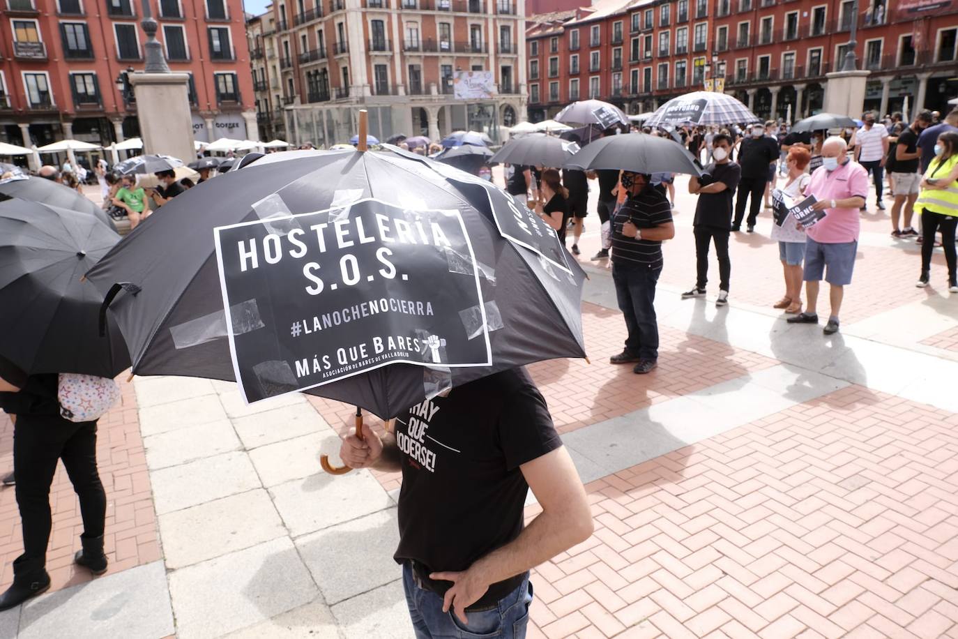 El sector del ocio nocturno protesta en Valladolid. 