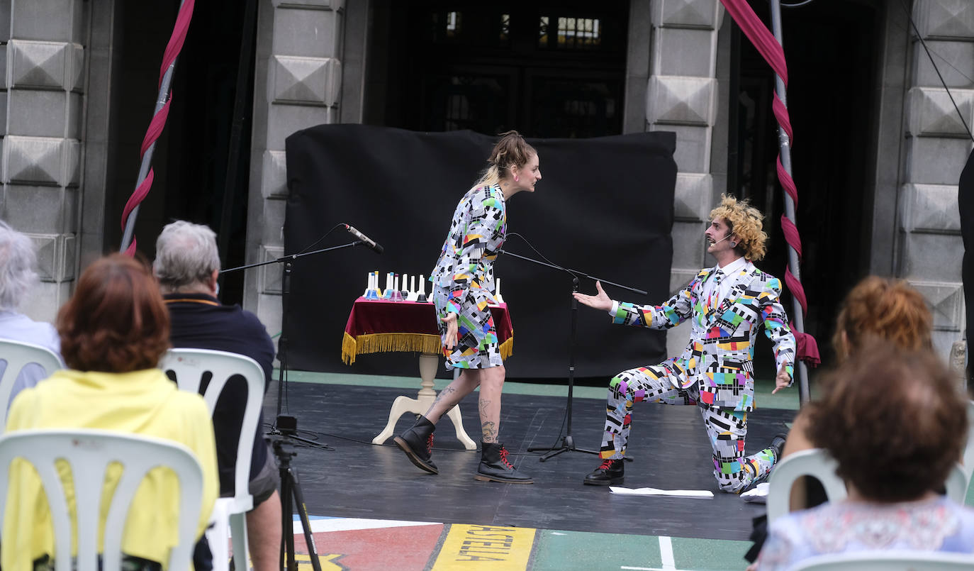 'Gala del Circo, ciudad de Valladolid', en la que participaron tres colectivos ligados a las artes circenses: Escuela de Circo de Valladolid, La Luz de las Delicias y Nuevo Fielato.