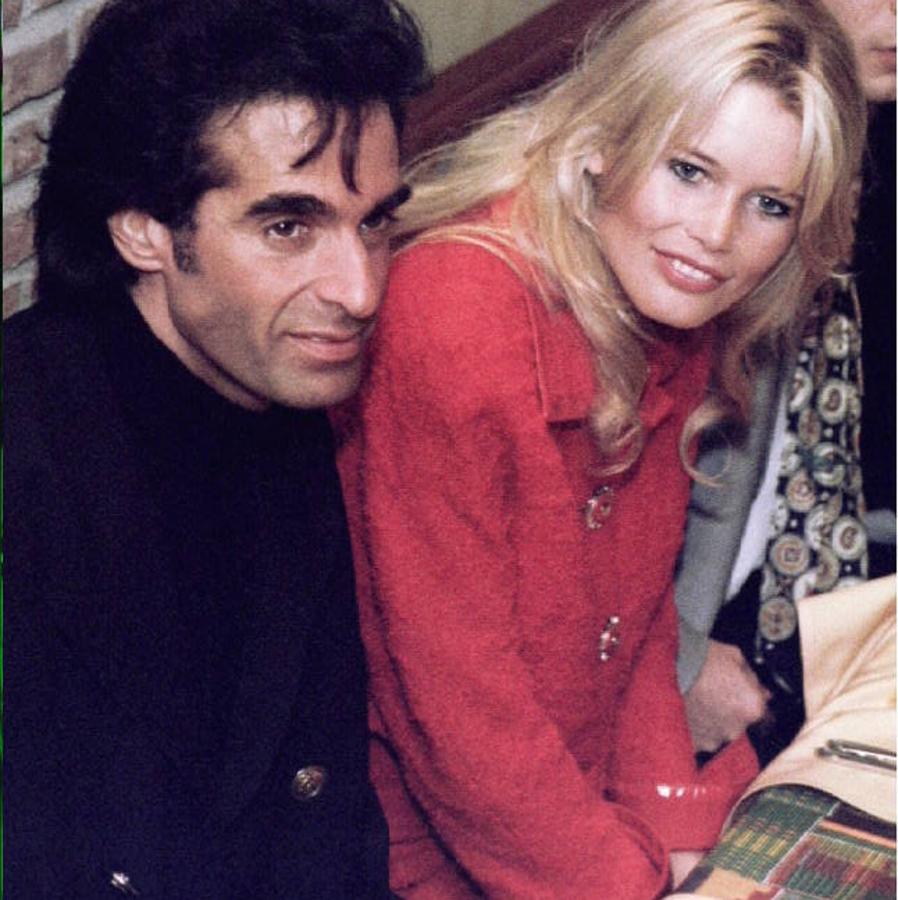La modelo junto a David Copperfield, en 1994. 