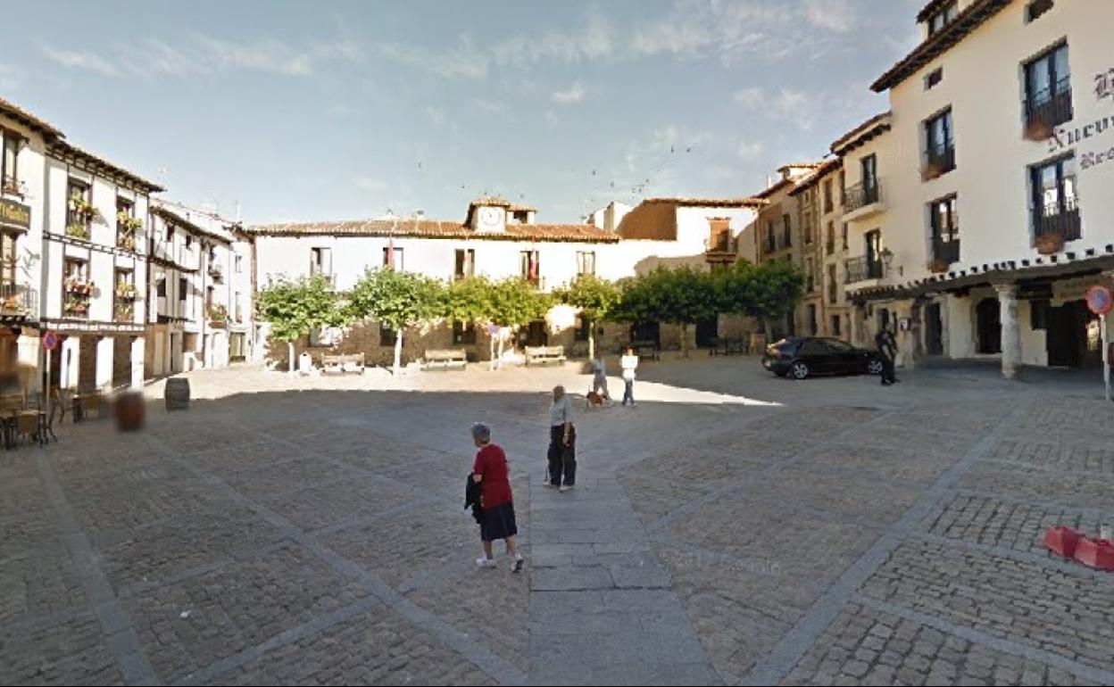 Plaza Mayor de Covarrubias. 