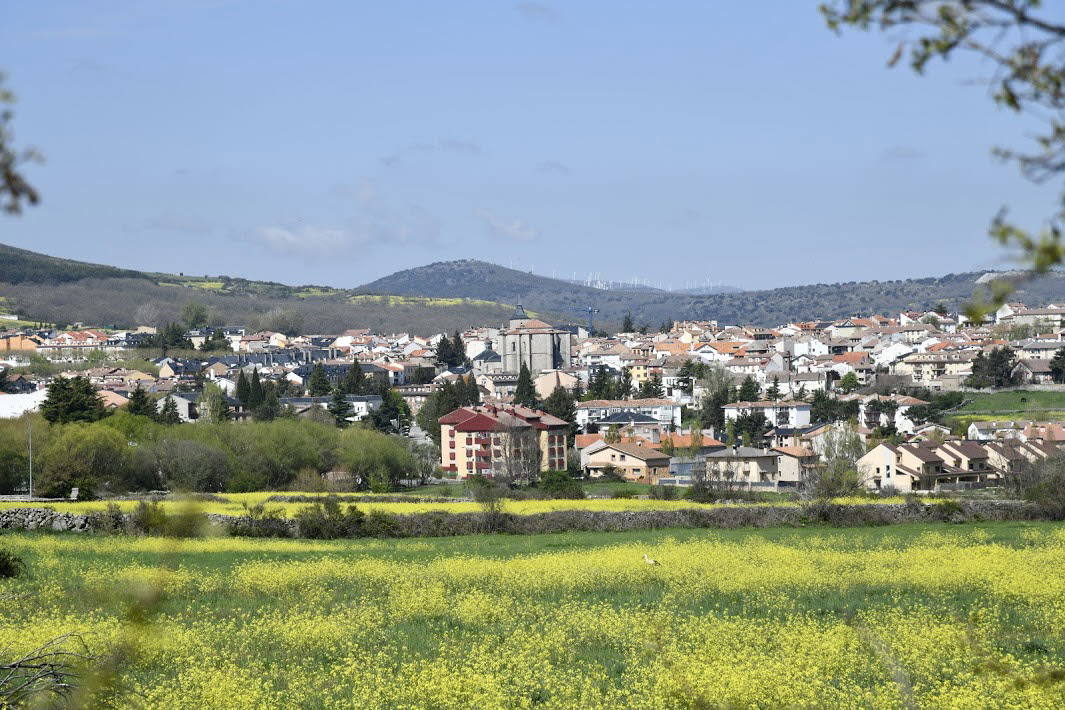 Vista panóramica de la localidad del municipio de El Espinar.