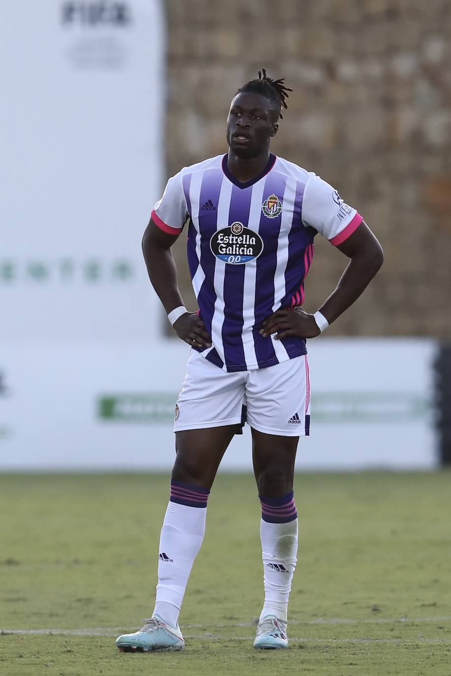 El Real Valladolid ha goleado esta tarde al Granada en el segundo partido amistoso de la pretemporada. 