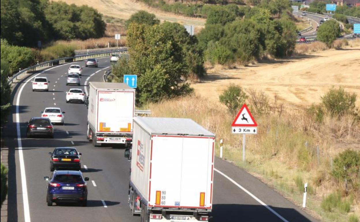 Tráfico fluido en la A-62, a la altura de Simancas. 