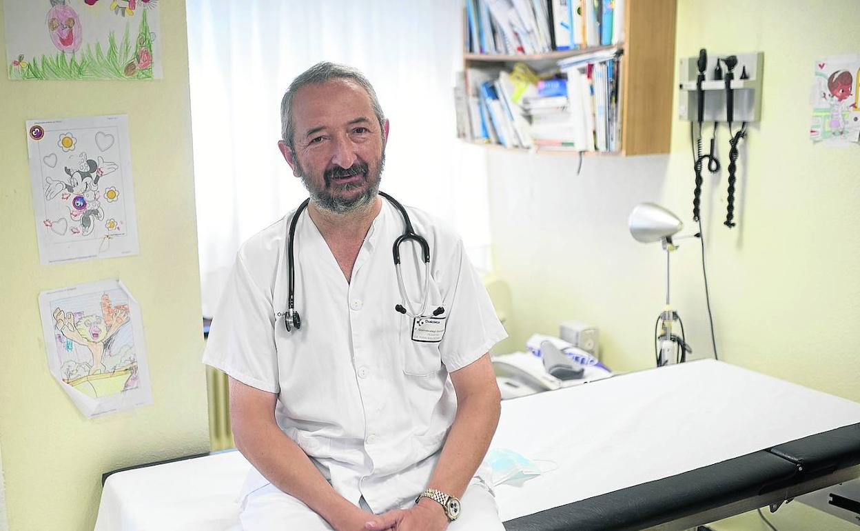 Pedro Gorrotxategi en el Centro de Salud de Pasaia San Pedro.