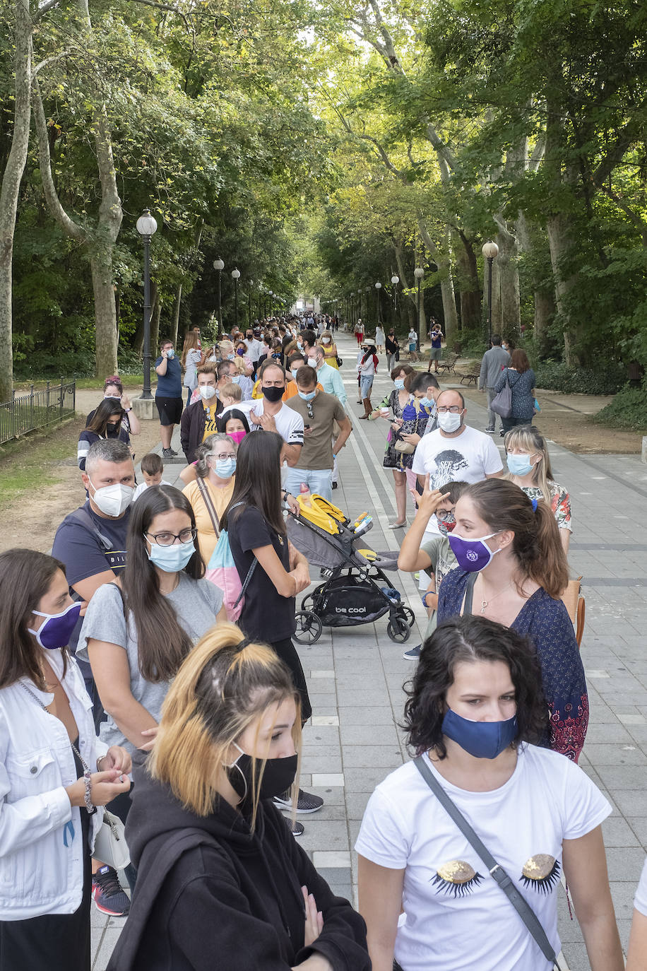 Fotos: Colas para conseguir entradas gratis de &#039;A cielo abierto&#039;