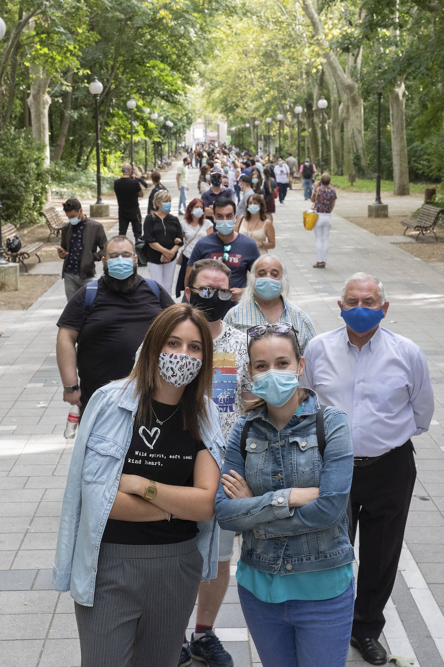 Fotos: Colas para conseguir entradas gratis de &#039;A cielo abierto&#039;