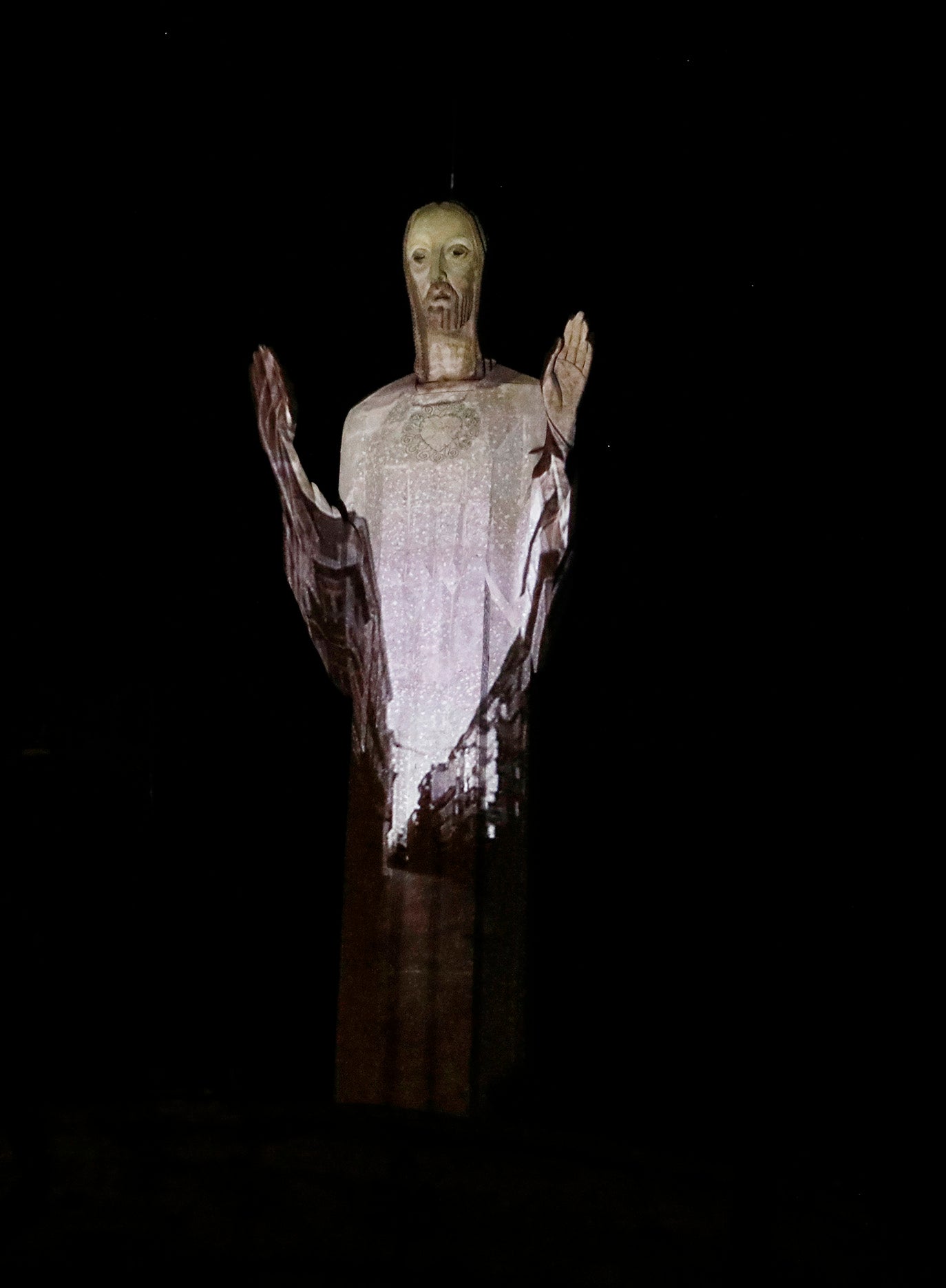 Videomapping en el Cristo del Otero.