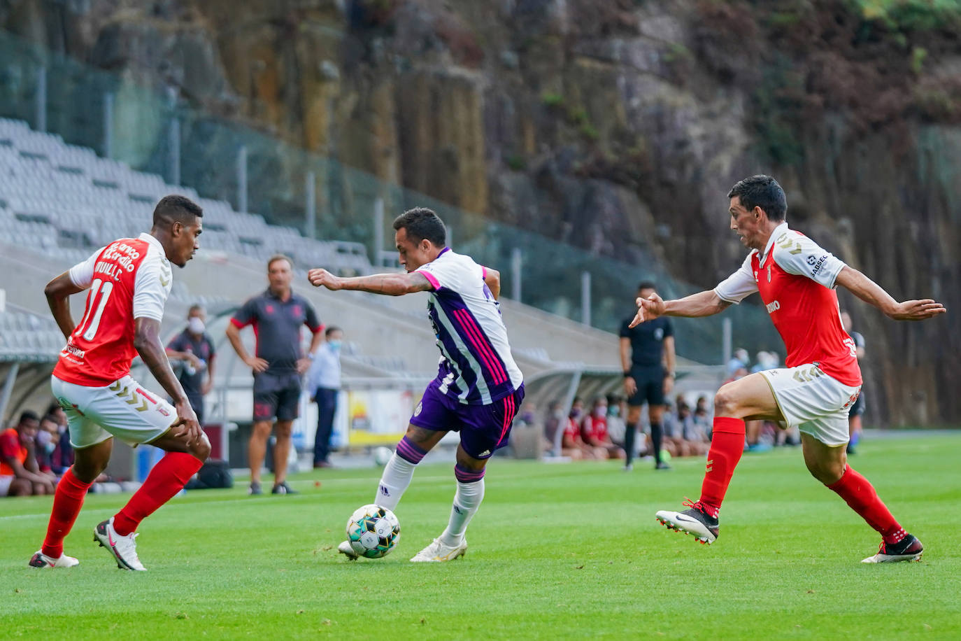 El cansancio acabó de nuevo pasando factura a un Pucela que solo hizo dos cambios y que ofreció momentos de muy buen fútbol