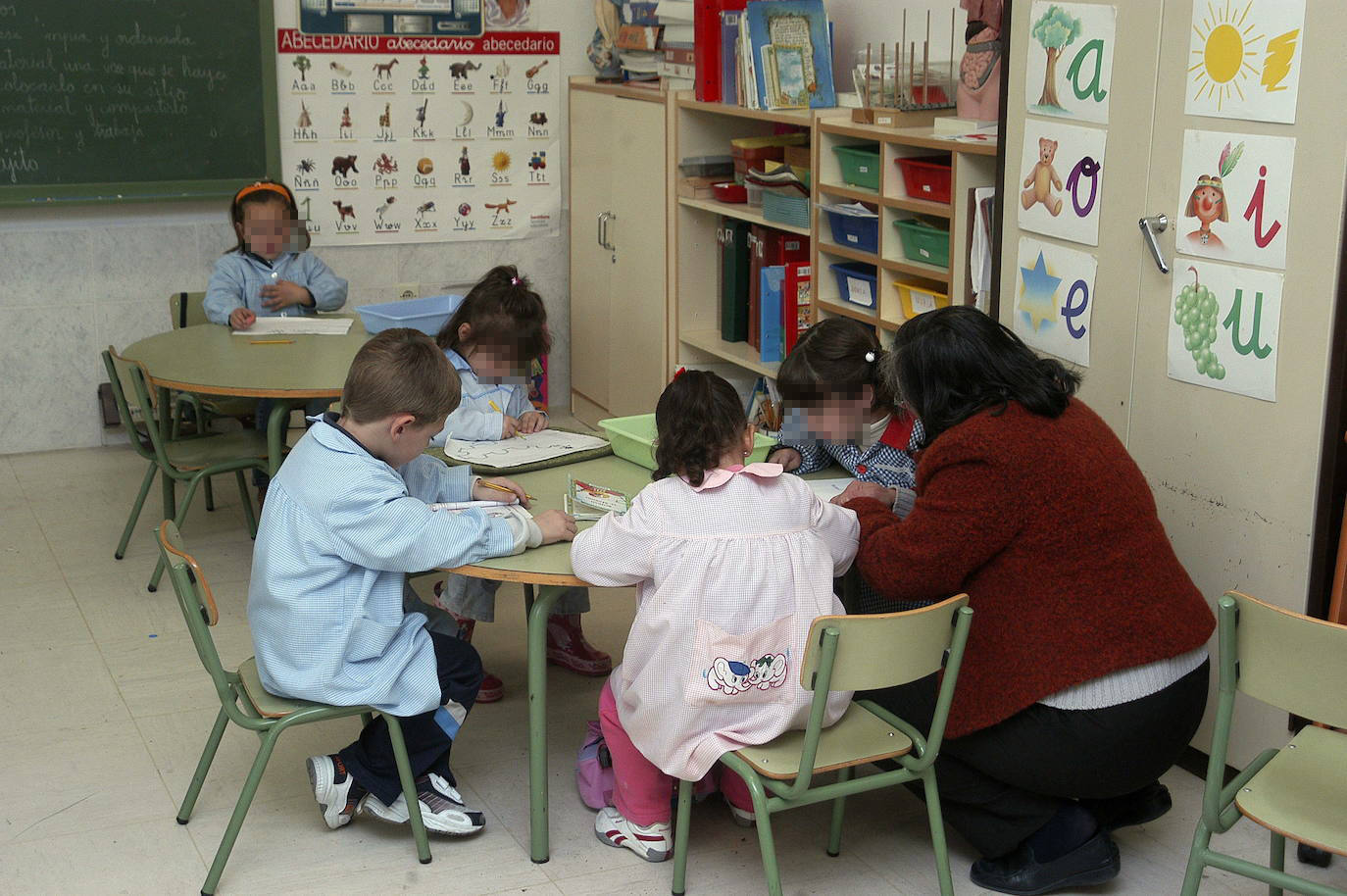 Imagen de un aula de un colegio rural.