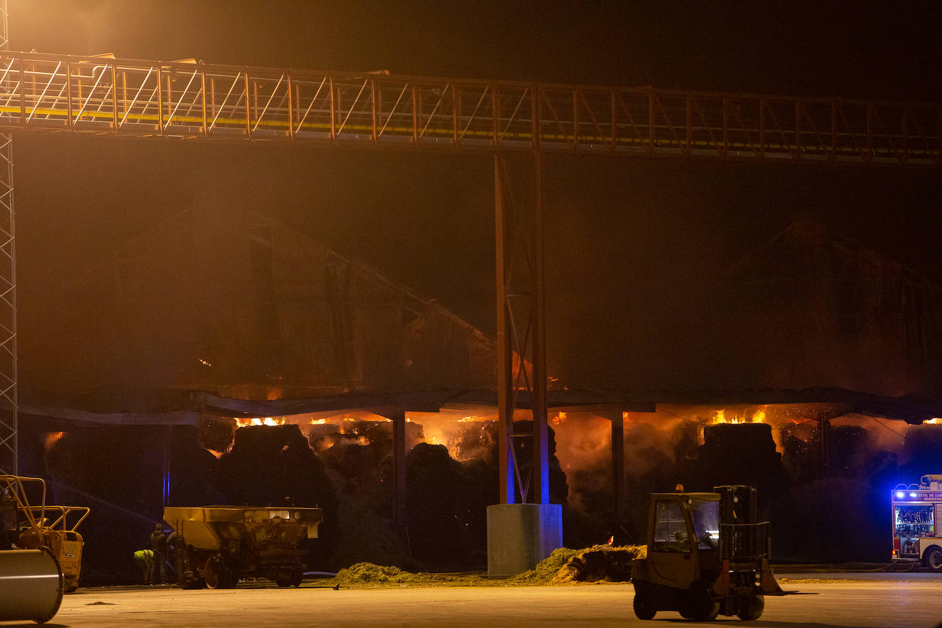 Incendio en la cooperativa Cobadu en Zamora.