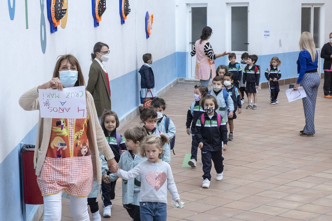 Primer día en el Colegio Santa Teresa de Jesús-Teresianas.