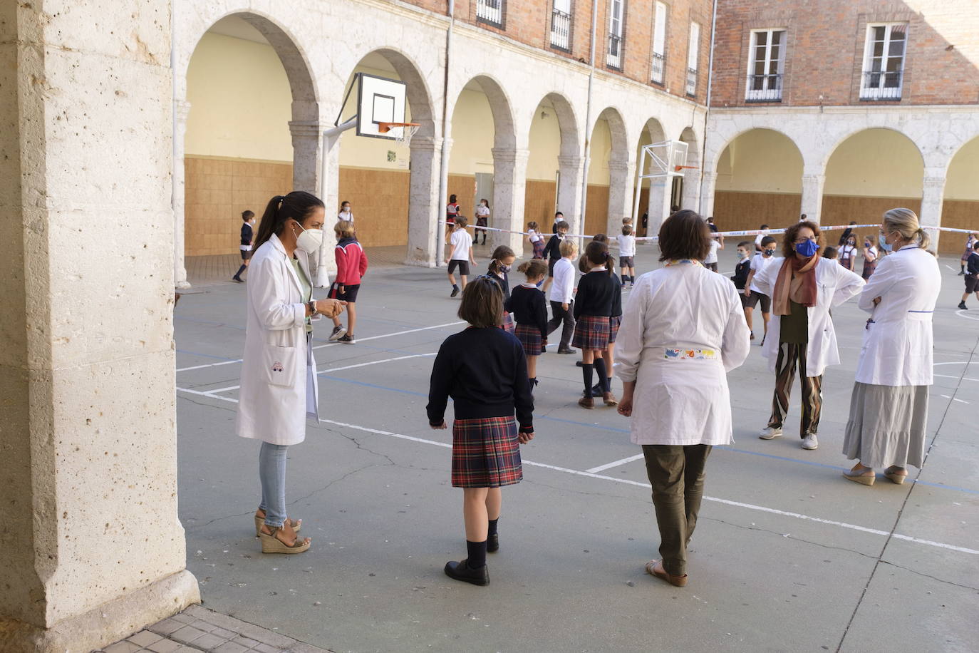 Un aula del colegio San José, en Valladolid, en cuarentena tras un positivo