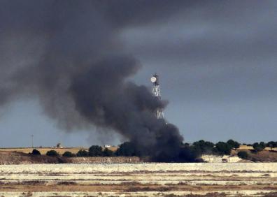 Imagen secundaria 1 - Incendio en el vertedero de Valladolid, en el término municipal de Villanubla. 
