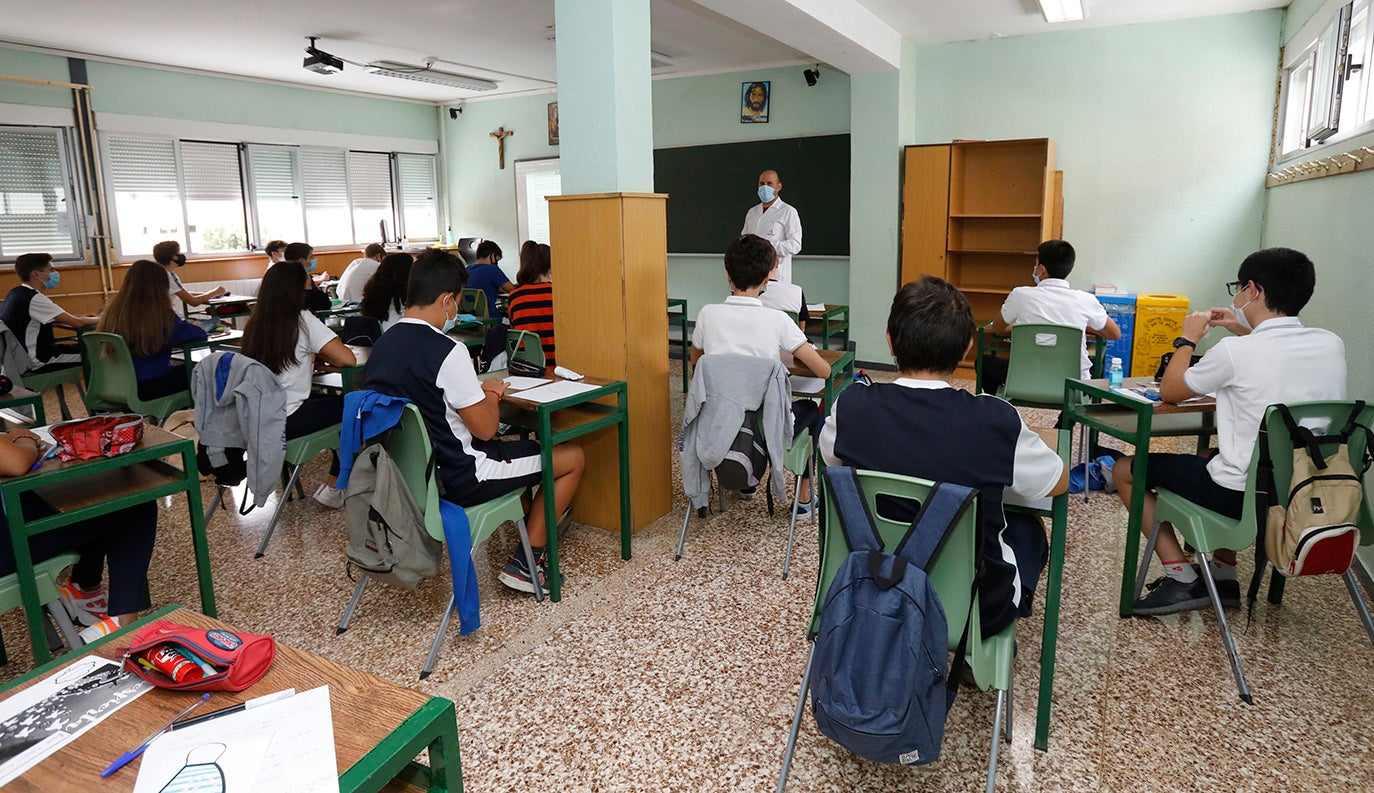 Los alumnos de la ESO y de Bachillerato de Palencia vuelven a clase.