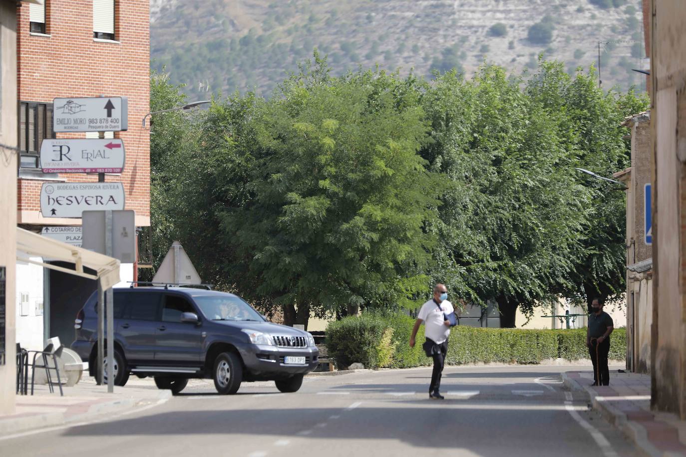 Sanidad ha anunciado la restricción de la movilidad con aislamiento durante las dos próximas semanas ante la sospecha de que se produzca transmisión comunitaria, pues el 10% de la población está contagiada