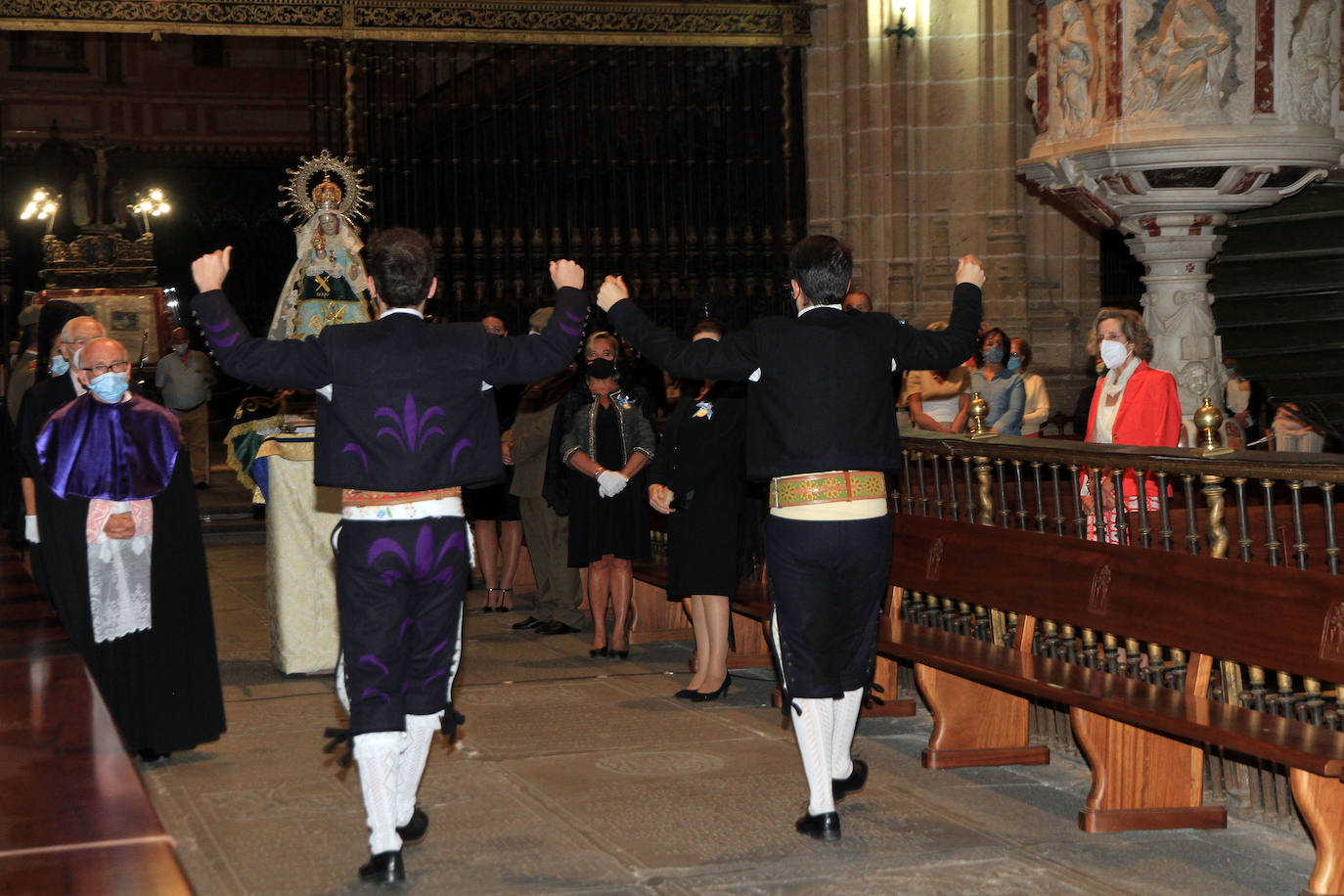 Llegada de la Virgen de la Fuencisla a la Catedral de Segovia 